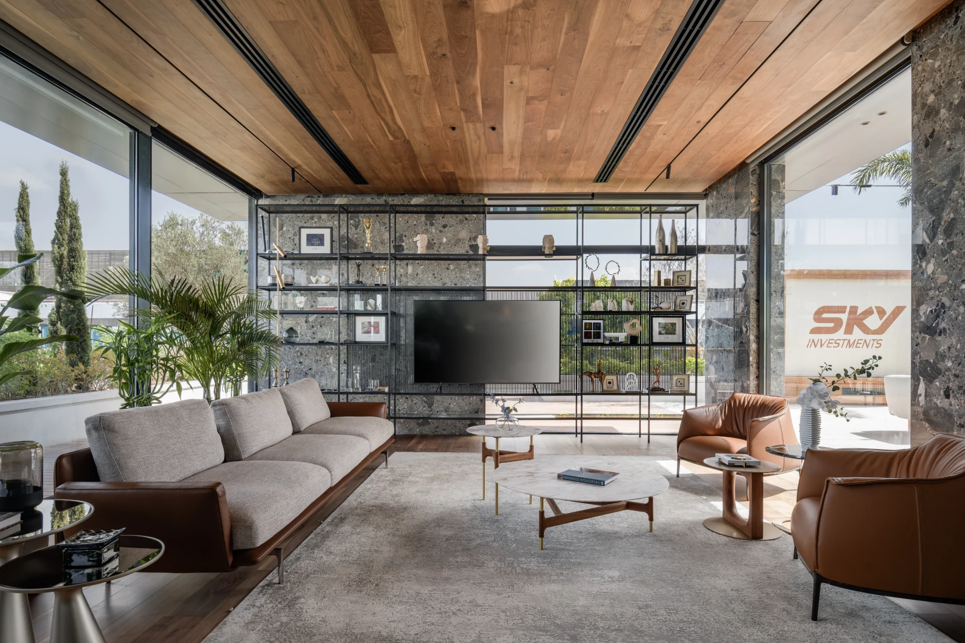 Sky_Investments_Office_28