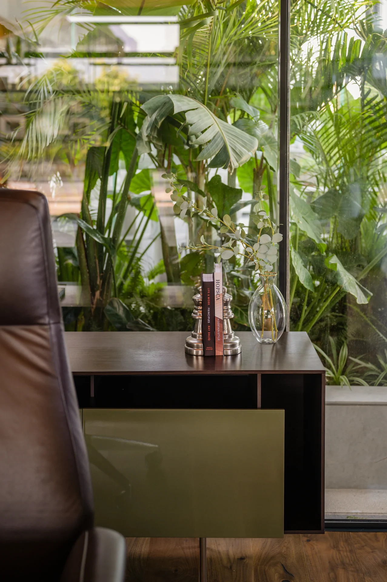 Sky_Investments_Office_36