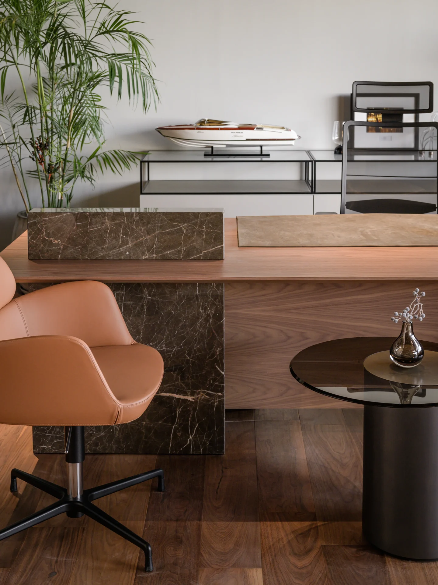 Sky_Investments_Office_48